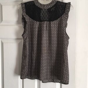 Black and beige sleeveless dress shirt Size XL